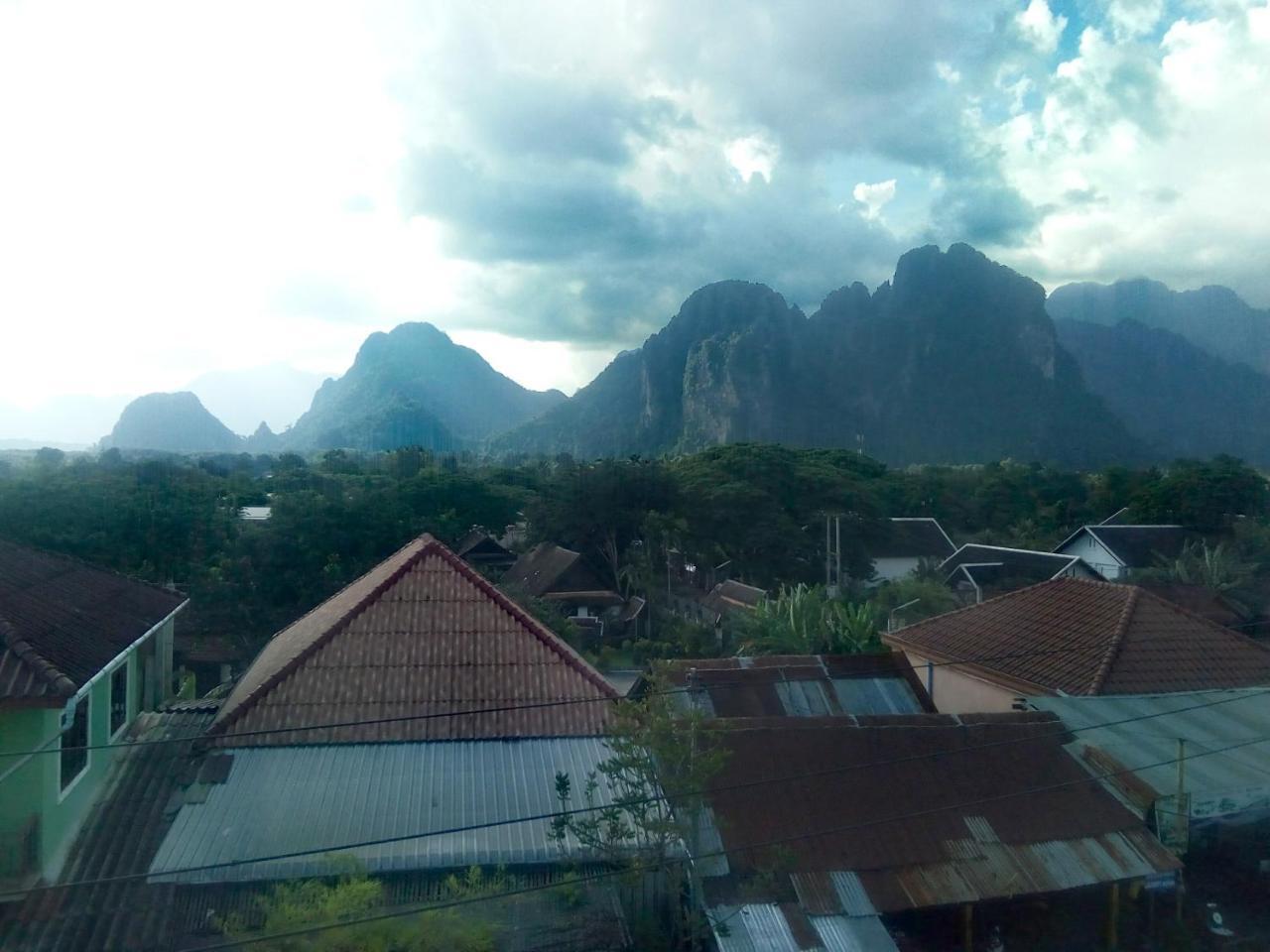 Eden De Vang Vieng Hotel Экстерьер фото